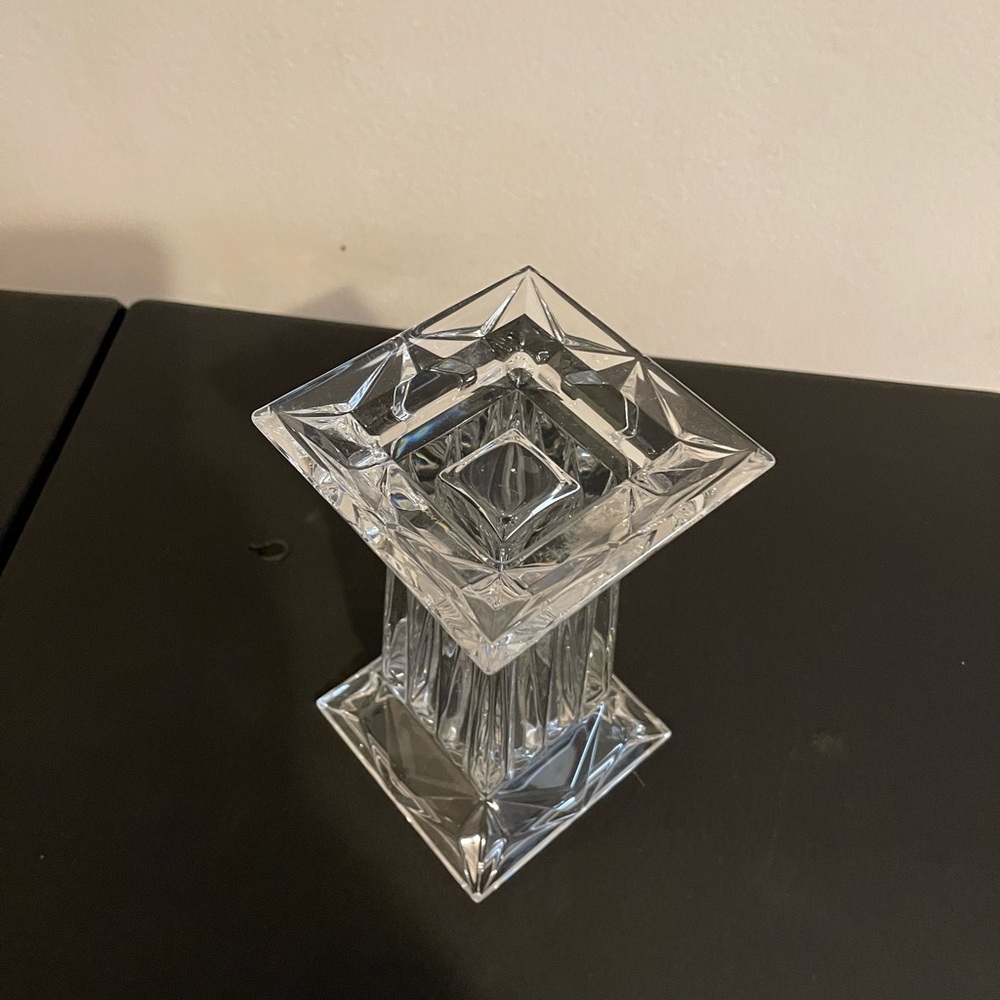 Elegant PartyLite Dual-Function Pedestal Pillar/Vase - Modern and Sleek Design